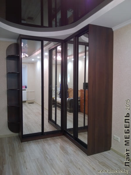 Шкаф-купе угловой Арт.33